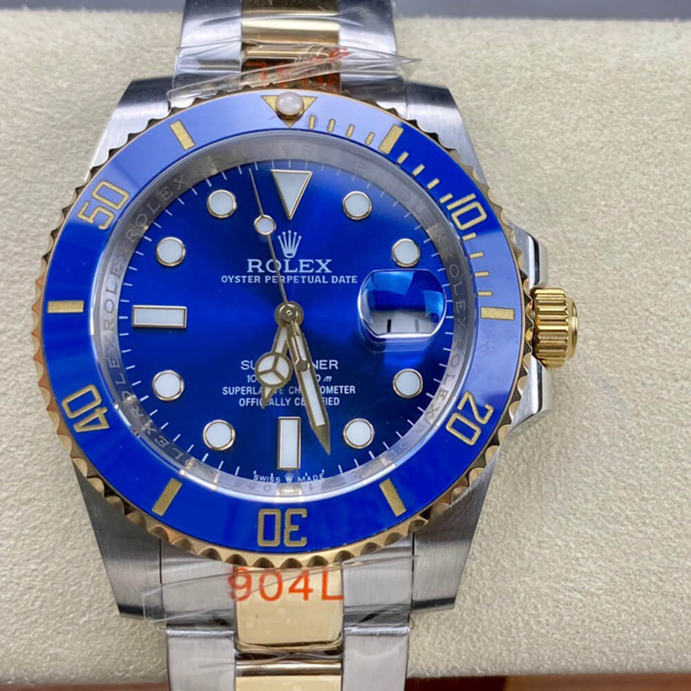 Rolex Submariner Date