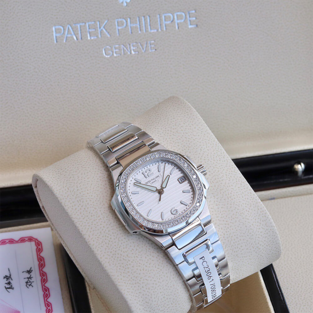 Patek Philippe Nautilus 7010/1R