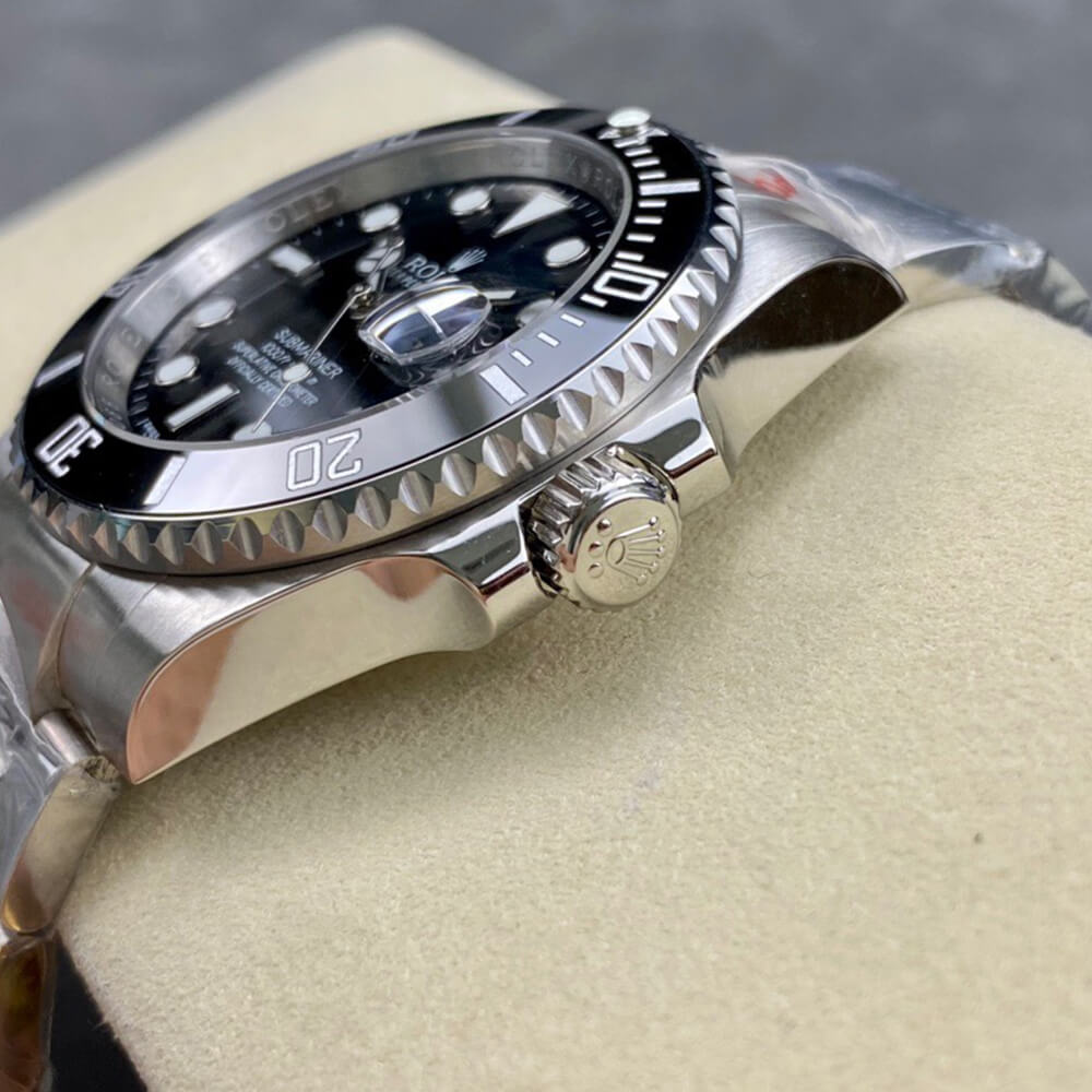 Rolex Submariner Date