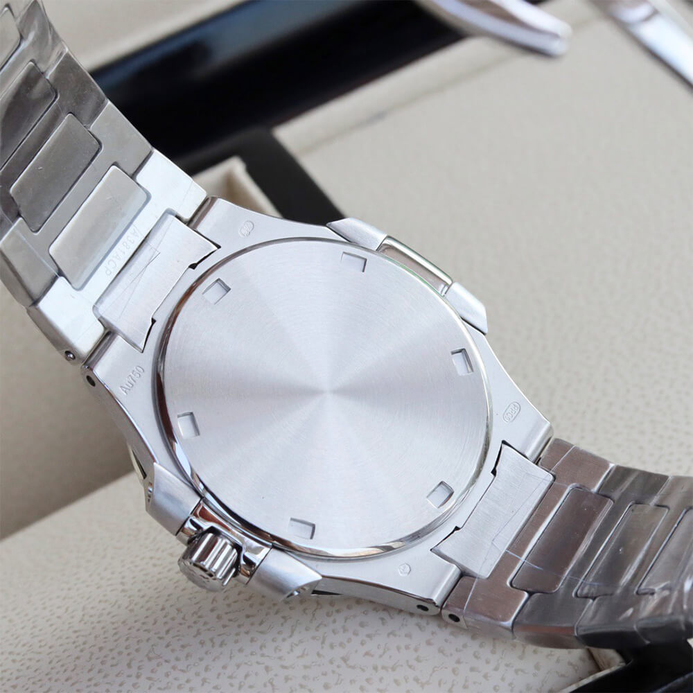 Patek Philippe Nautilus 7010/1R